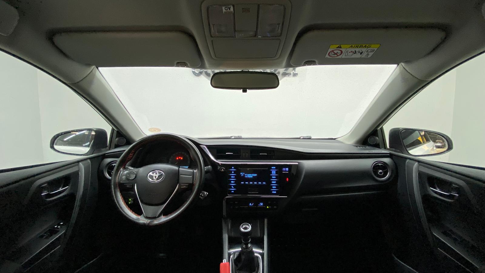 TOYOTA AURIS 2